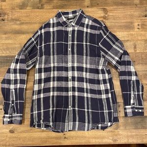 Banana Republic 100% Linen Men’s Button-down Shirt